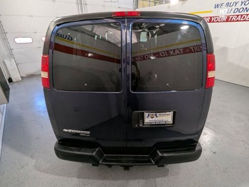 Used 2013 Chevrolet Express 3500 LS w/ Power Package image 10