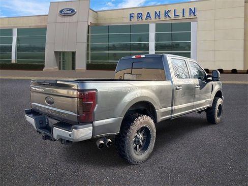 Used 2017 Ford F250 Lariat w/ Lariat Ultimate Package image 7