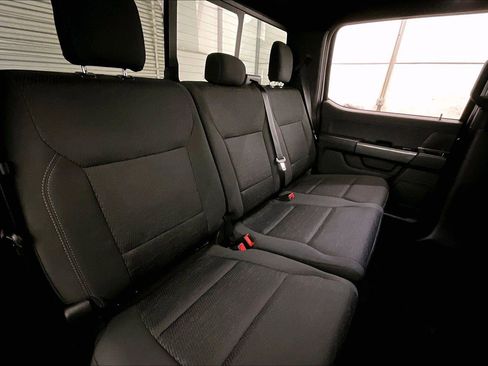 Certified 2022 Ford F150 XLT w/ Equipment Group 302A High image 26