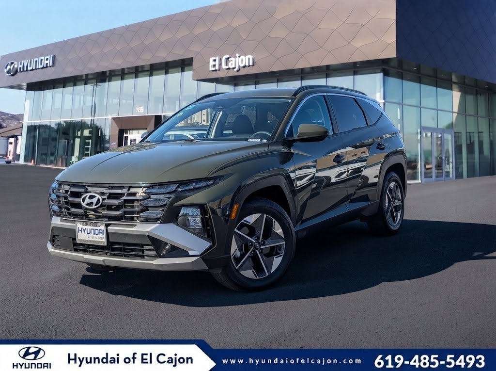 Certified 2025 Hyundai Tucson SEL AWD/4WD image 1