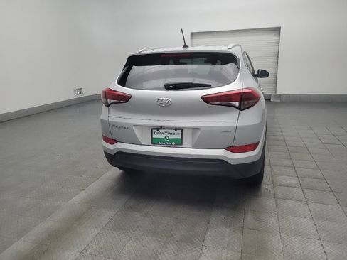 Used 2017 Hyundai Tucson SE w/ SE Popular Package 02 AWD/4WD image 7