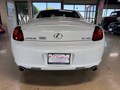 Used 2004 Lexus SC 430 Convertible RWD image 6