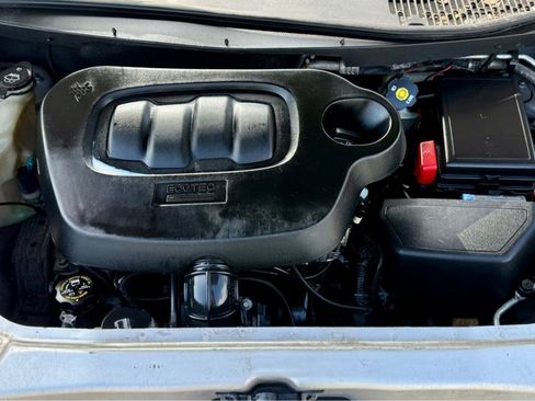 Used 2007 Chevrolet HHR LS image 16