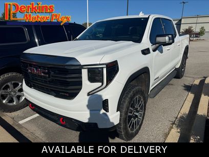 Used 2022 GMC Sierra 1500 AT4 w/ AT4 Premium Package