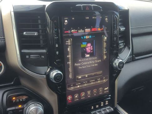 Used 2019 RAM 1500 Laramie w/ Sport Appearance Package image 17