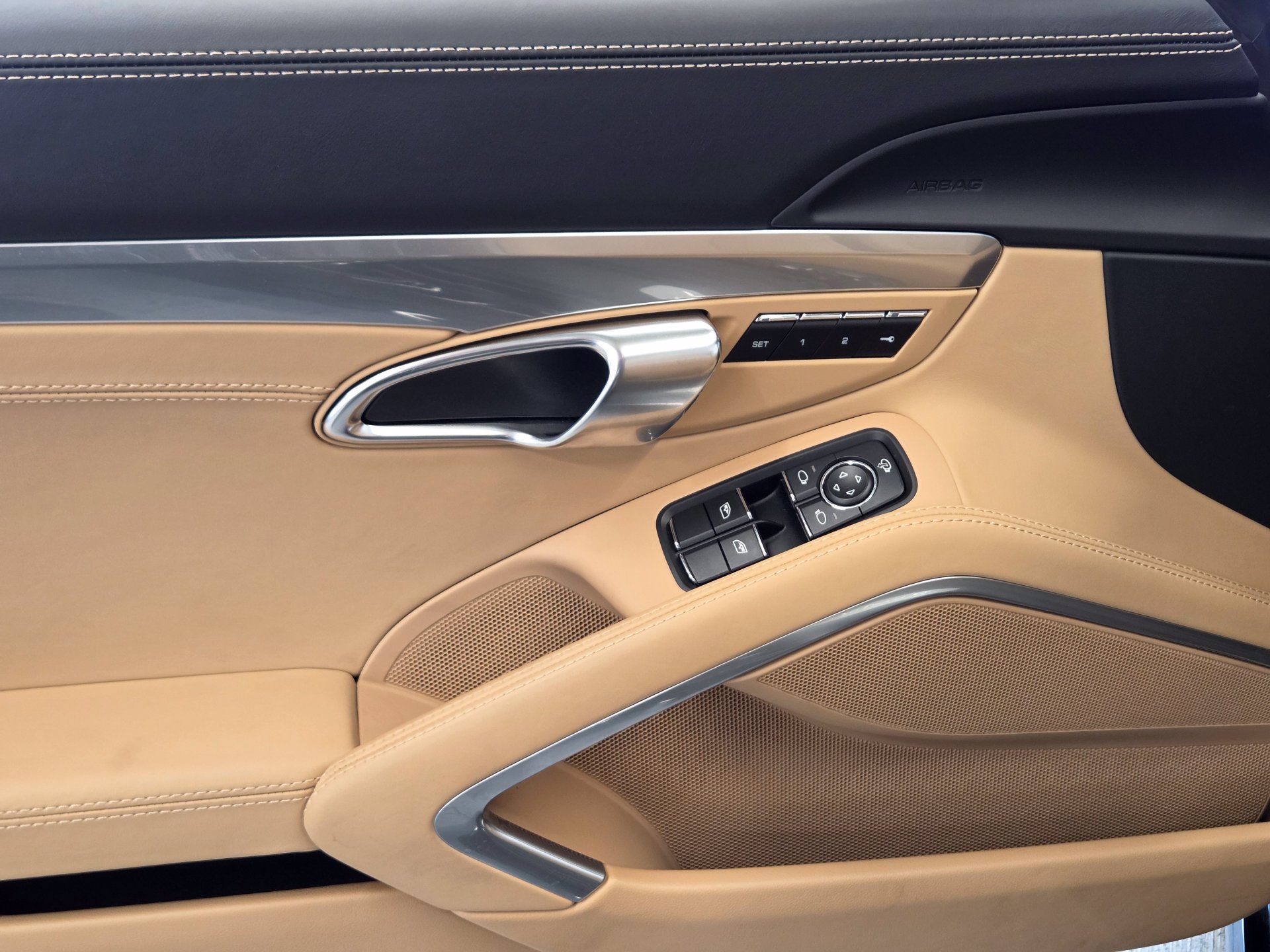 Certified 2023 Porsche 718 Boxster S RWD image 10