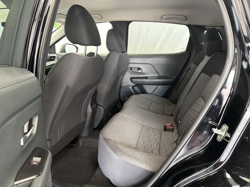 Used 2025 Nissan Kicks SV w/ Illumination Package FWD image 12
