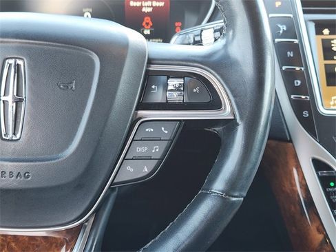 Used 2019 Lincoln Nautilus Select w/ Cargo Utility Package image 28