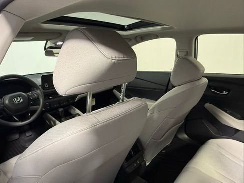 Used 2025 Honda Accord SE image 34