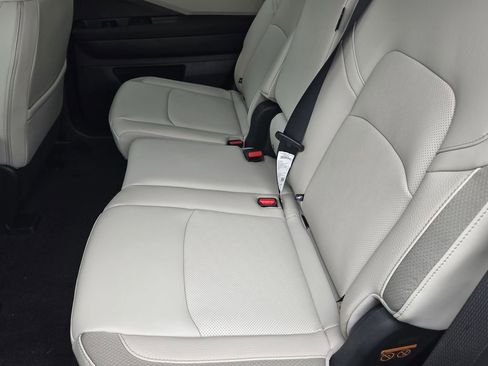 New 2026 Nissan Pathfinder SL AWD/4WD image 9