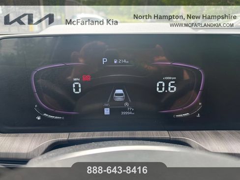 Used 2023 Kia Telluride EX w/ EX Captain's Chair Package FWD image 16