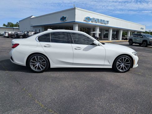 Used 2020 BMW 330i Sedan w/ Convenience Package RWD image 5