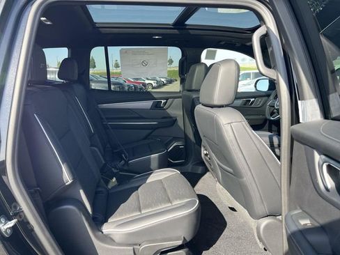 New 2026 Buick Enclave Sport Touring w/ Power Package FWD image 33