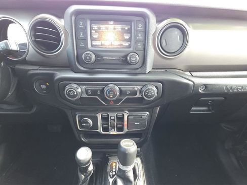 Used 2020 Jeep Wrangler Unlimited Sport S image 17