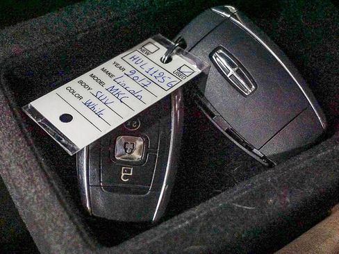 Used 2017 Lincoln MKC Select w/ Select Plus Package image 21