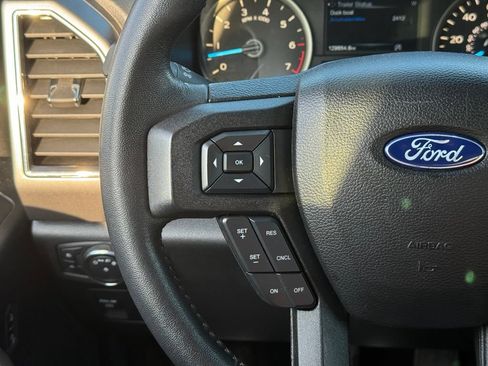 Used 2018 Ford F150 XLT w/ Equipment Group 302A Luxury AWD/4WD image 26