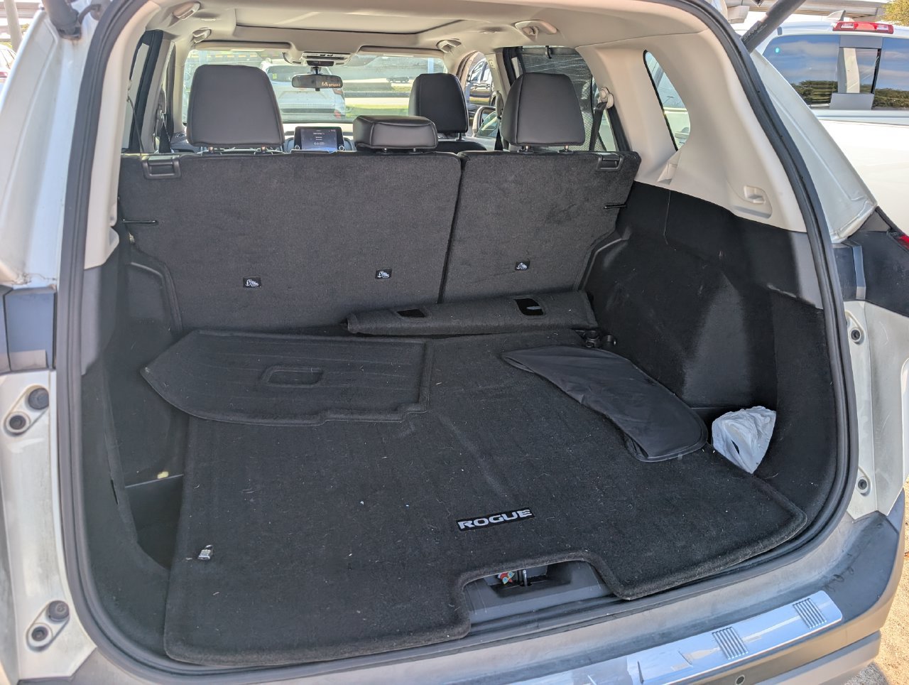 Used 2023 Nissan Rogue SV w/ SV Premium B Package FWD image 28