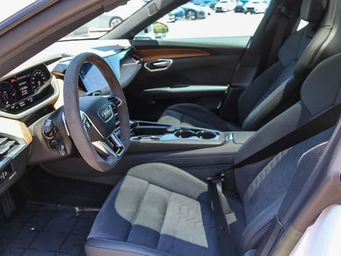 Used 2023 Audi e-tron GT Premium Plus AWD/4WD image 19