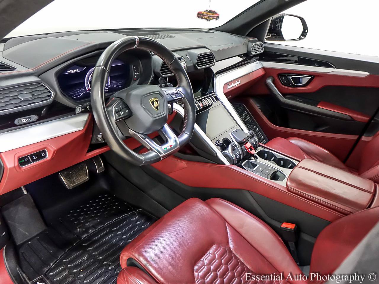 Used 2021 Lamborghini Urus AWD/4WD image 14