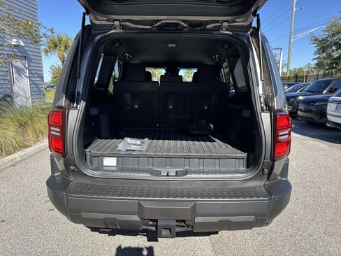 Used 2024 Toyota Land Cruiser image 11