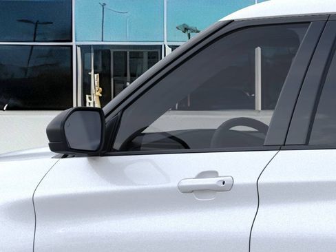 New 2026 Ford Explorer Active RWD image 38