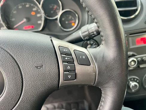 Used 2009 Pontiac G6 Sedan w/ Preferred Package image 26