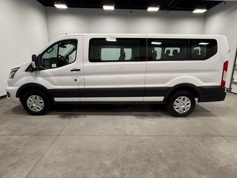 Used 2023 Ford Transit 350 XLT RWD image 6