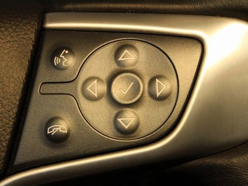 Used 2017 GMC Sierra 1500 SLE image 22