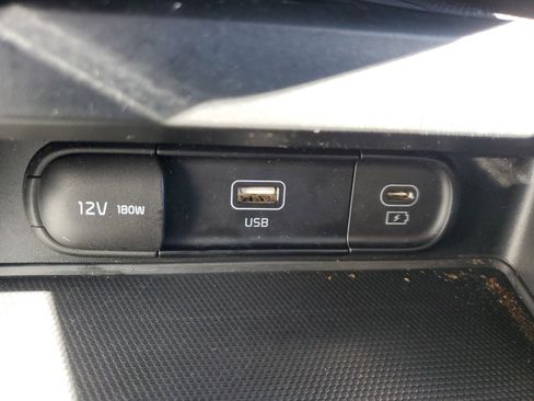 Used 2023 Kia Soul S image 21