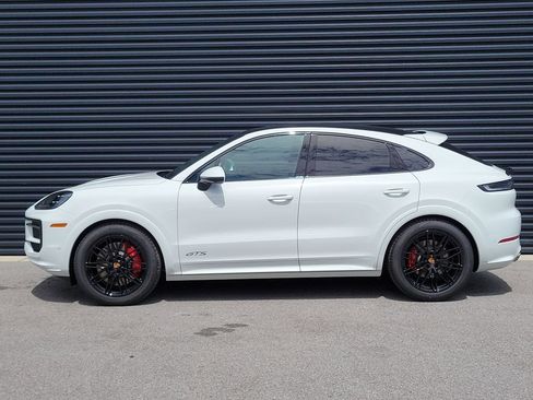 New 2026 Porsche Cayenne GTS AWD/4WD image 2