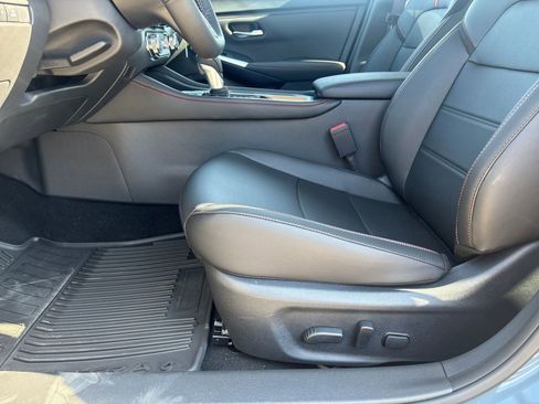 New 2025 Nissan Sentra SR w/ SR Premium Package image 14