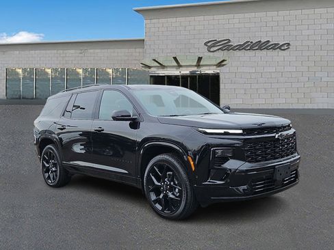 Used 2026 Chevrolet Traverse RS w/ LPO, Floor Liner Package image 3