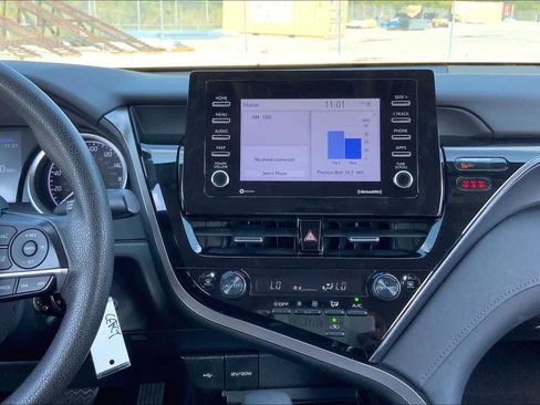 Certified 2023 Toyota Camry LE image 6