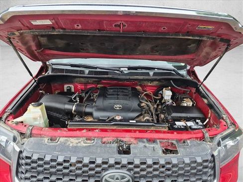 Used 2021 Toyota Tundra SR5 AWD/4WD image 22