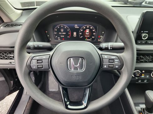 Certified 2024 Honda Accord LX image 9