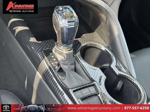 Used 2024 Toyota Camry SE w/ Cold Weather Package FWD image 34