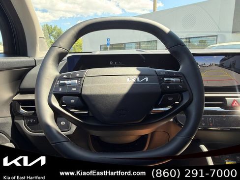 New 2026 Kia Sportage LX w/ LX Convenience Package AWD/4WD image 33