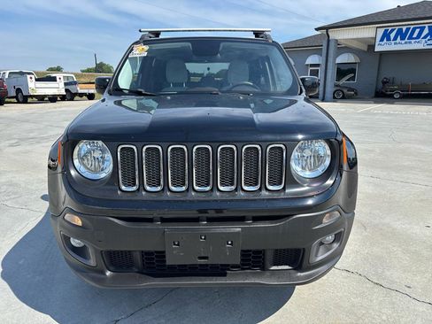 Used 2015 Jeep Renegade Latitude w/ Popular Equipment Group AWD/4WD image 9
