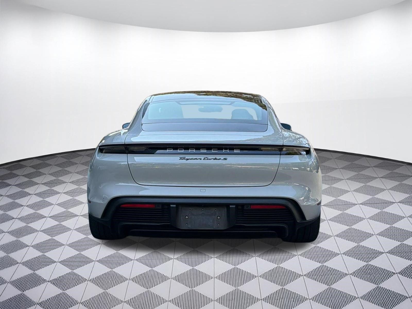 Used 2022 Porsche Taycan Turbo S AWD/4WD image 10