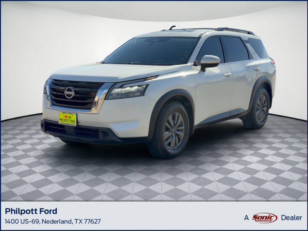 Used 2024 Nissan Pathfinder SV w/ SV Premium Package FWD image 1