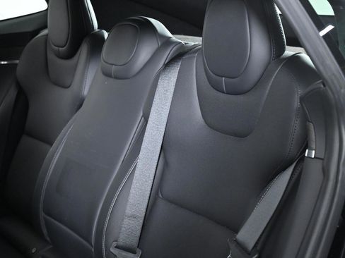 Used 2021 Tesla Model S Plaid image 23