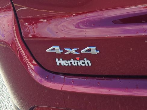 Used 2022 Jeep Compass Limited w/ Elite Group image 21