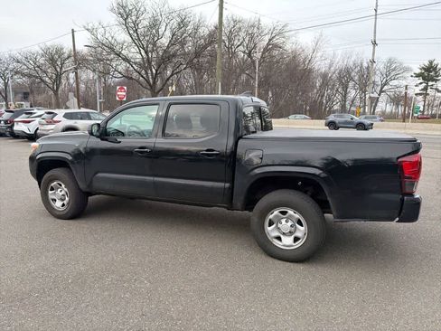 Used 2023 Toyota Tacoma SR image 7