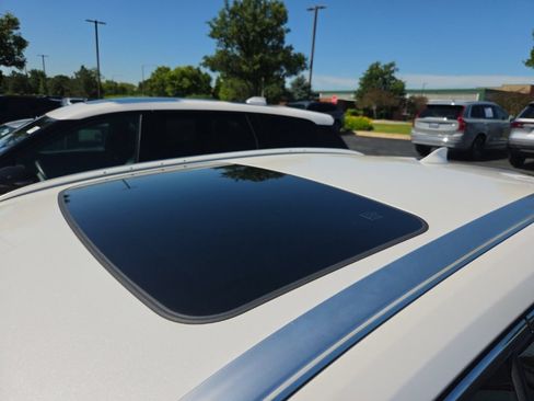 Used 2025 Lexus UX 300h AWD w/ Cold Area Package image 5