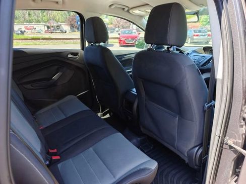 Used 2016 Ford Escape SE AWD/4WD image 37