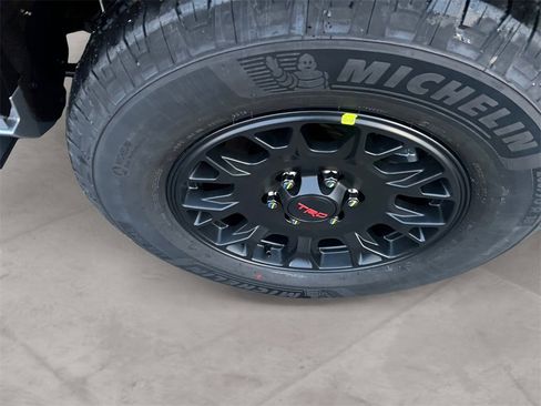New 2025 Toyota 4Runner TRD Off-Road Premium image 14