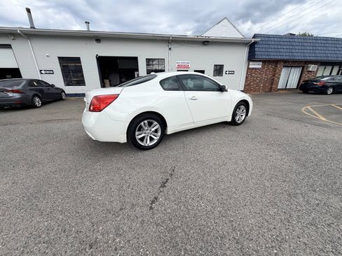 Used 2011 Nissan Altima 2.5 S w/ 2.5S Premium Pkg FWD image 35