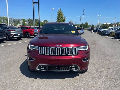 Used 2019 Jeep Grand Cherokee Overland AWD/4WD image 2