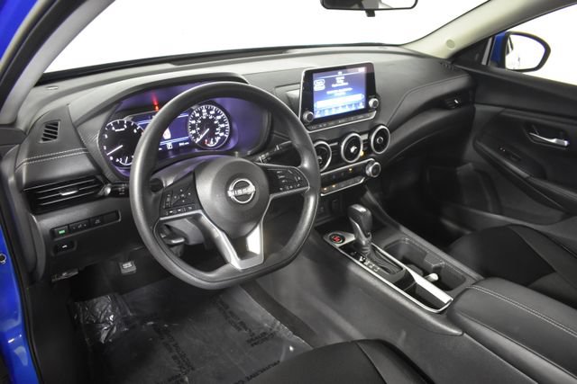 Used 2025 Nissan Sentra SV FWD image 12