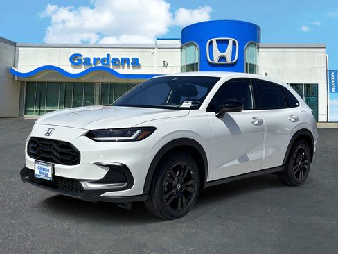 New 2027 Honda HR-V Sport image 3